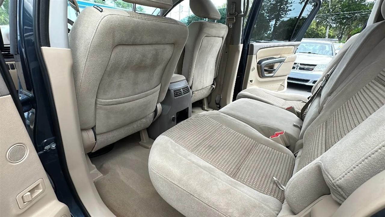 Nissan Armada  2015