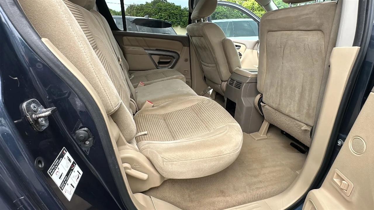 Nissan Armada  2015