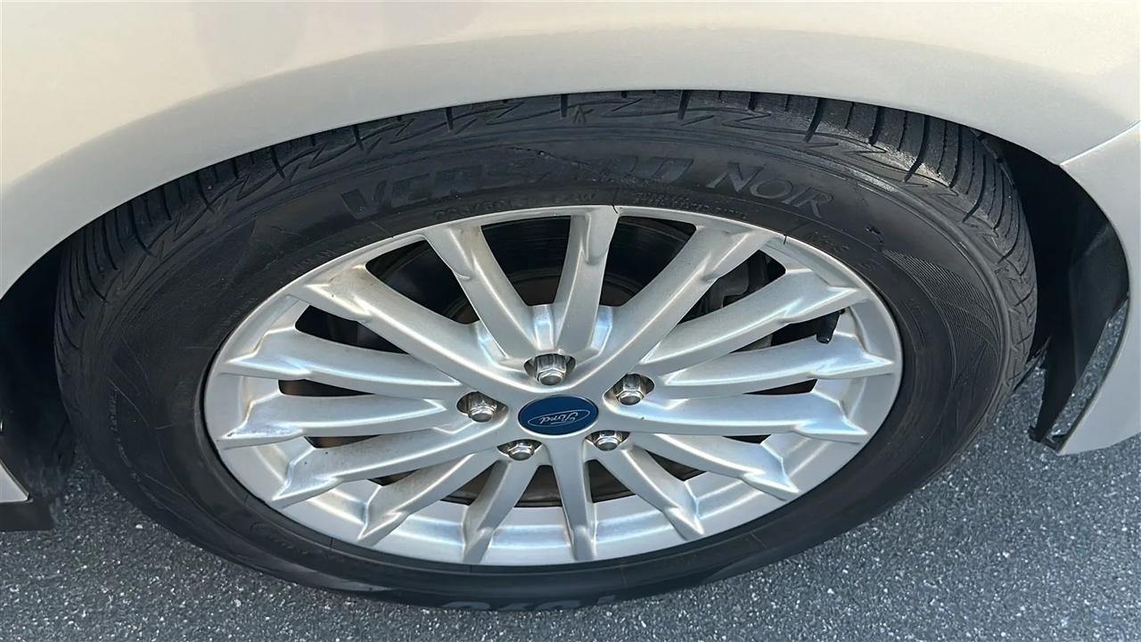 Ford C-Max Hybrid  2013