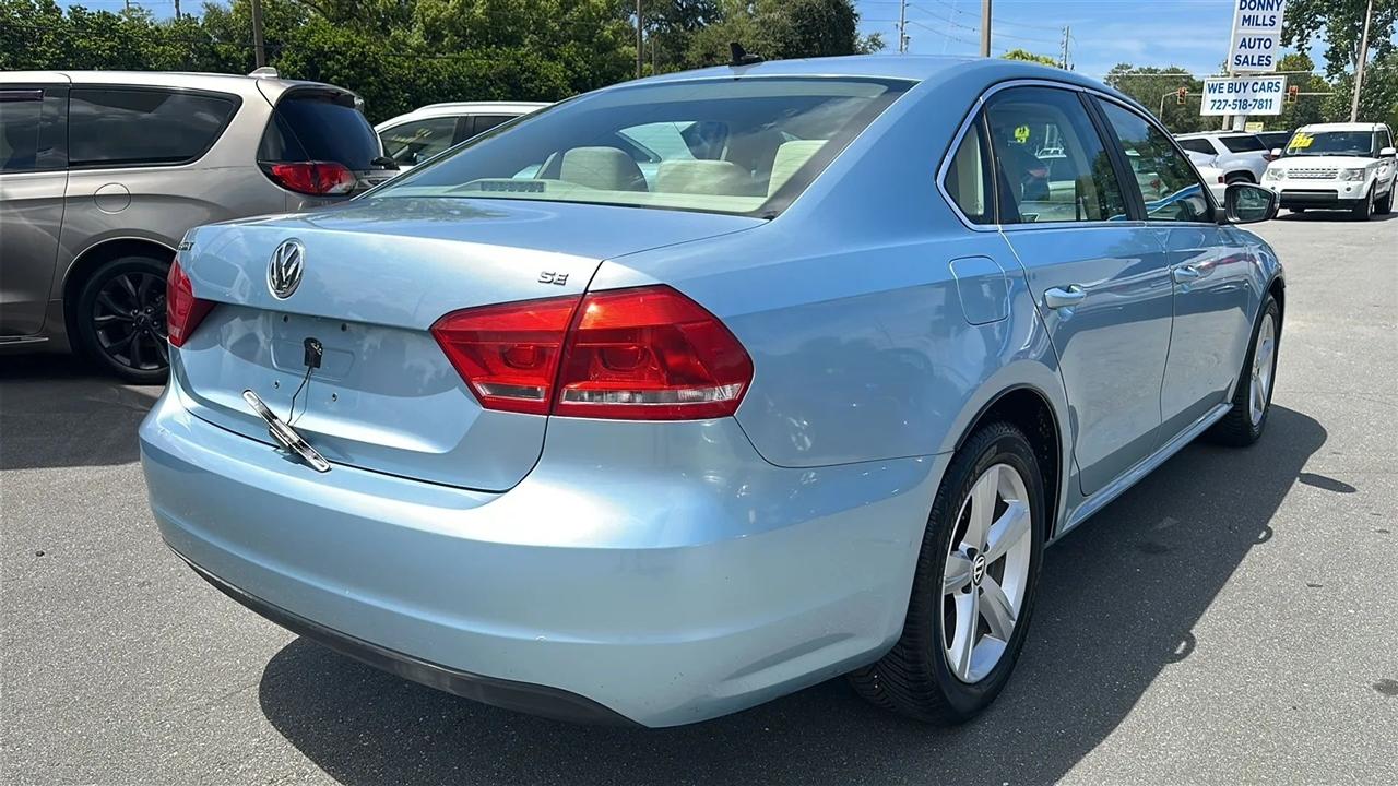 Volkswagen Passat  2013