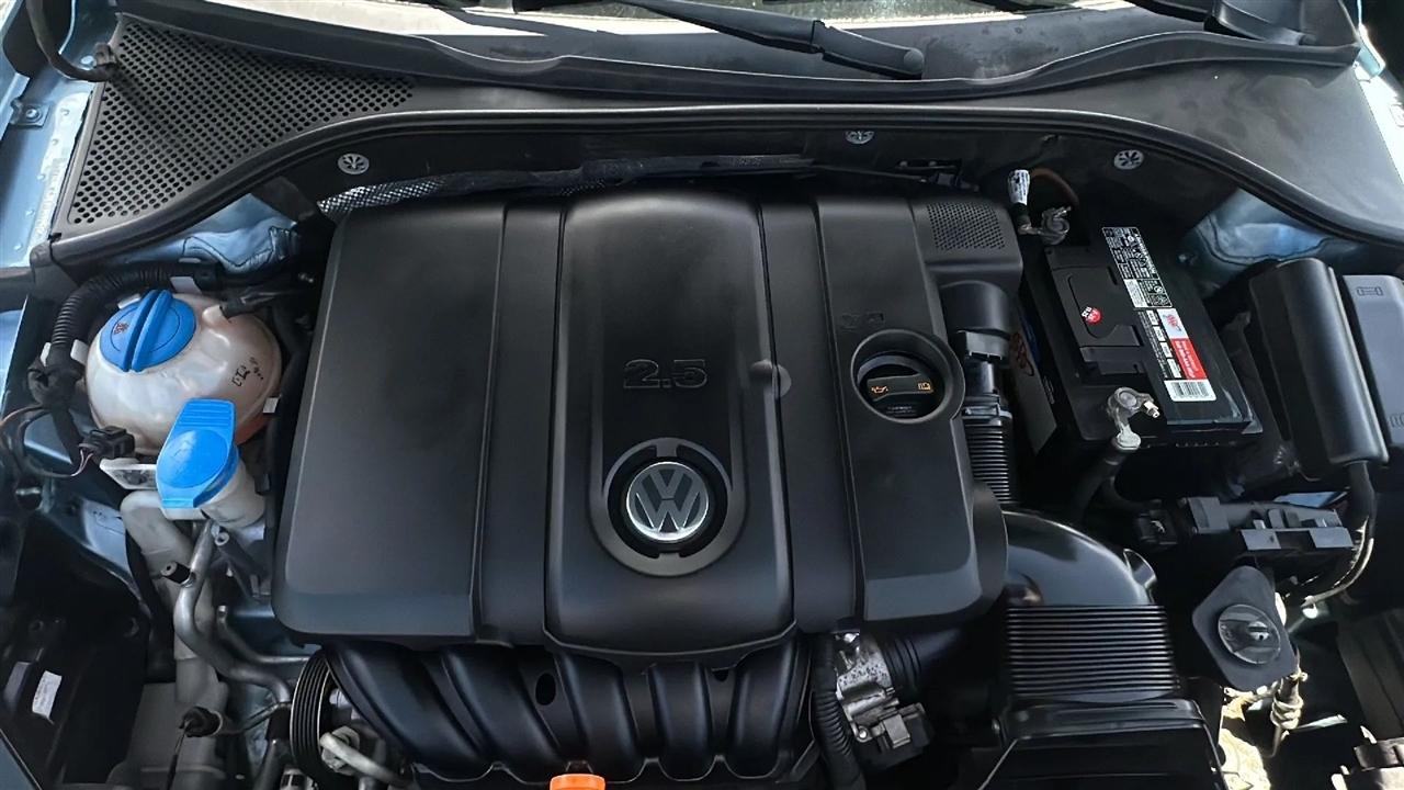 Volkswagen Passat  2013