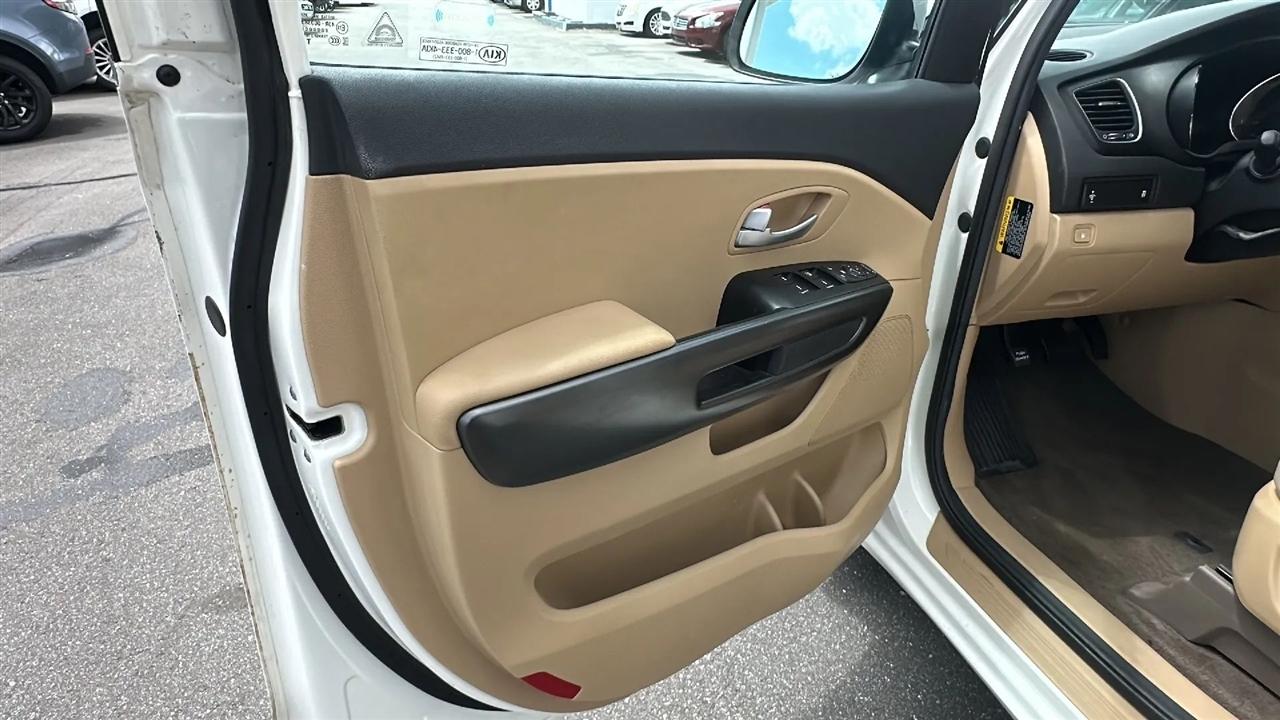Kia Sedona  2016