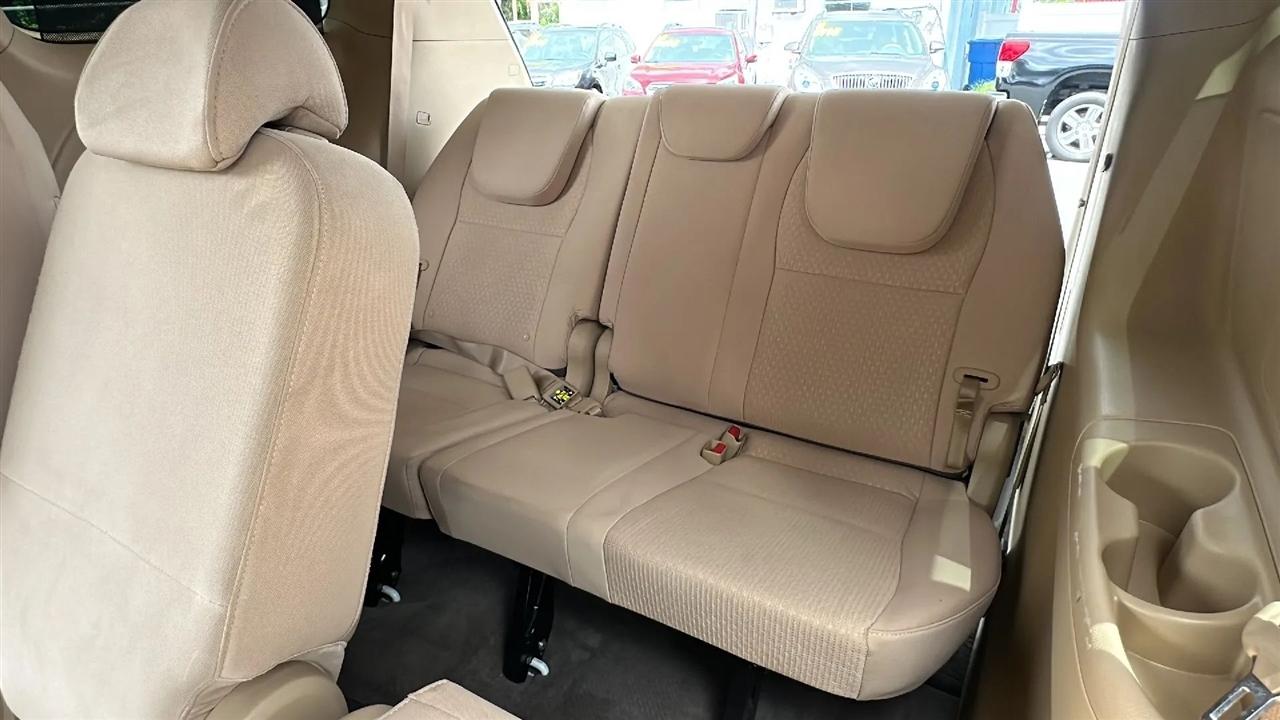 Kia Sedona  2016