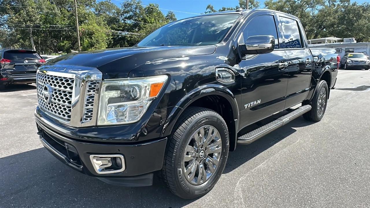 Nissan Titan  2017