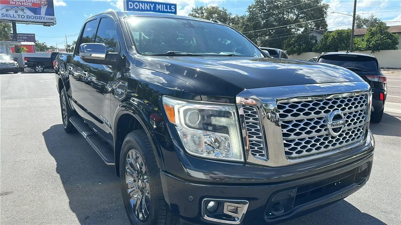 Nissan Titan  2017