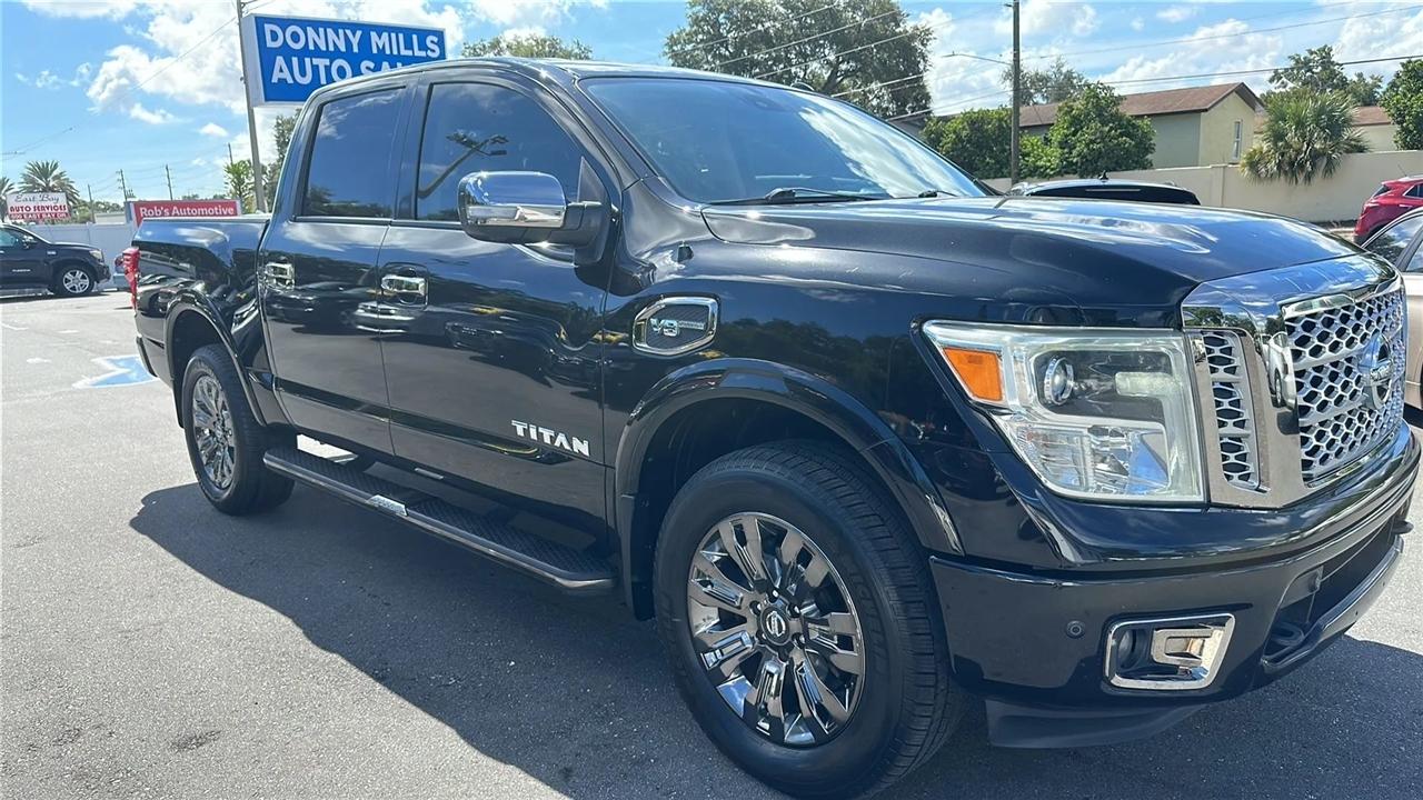 Nissan Titan  2017