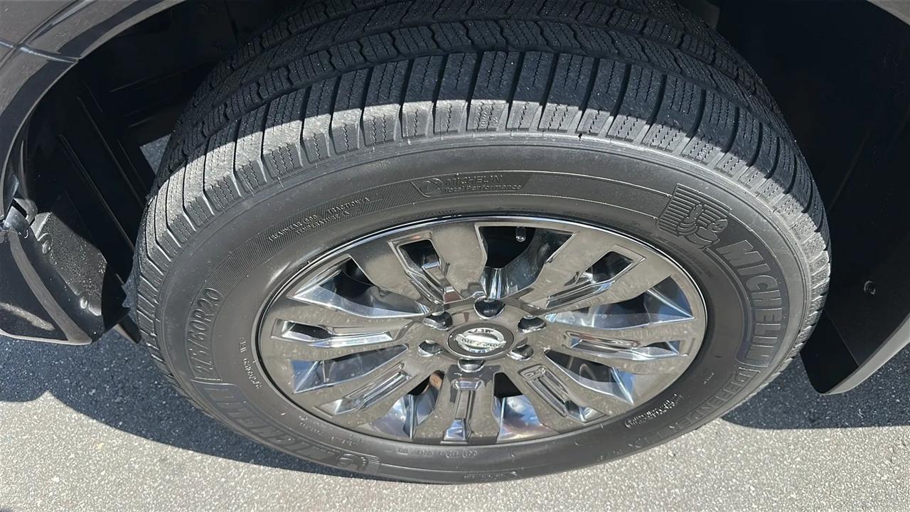 Nissan Titan  2017