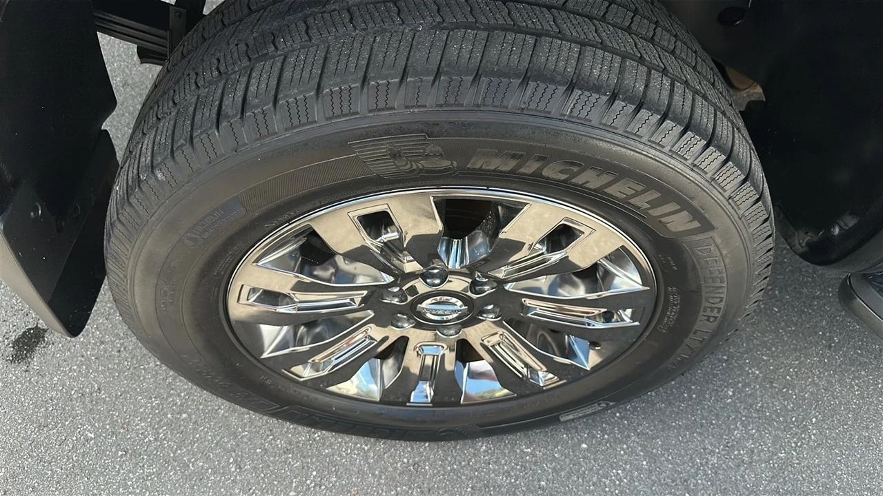Nissan Titan  2017