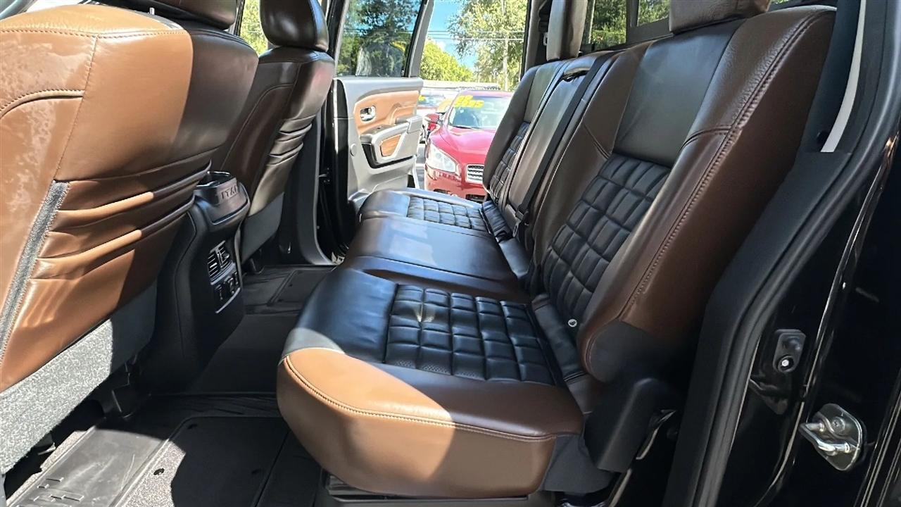 Nissan Titan  2017