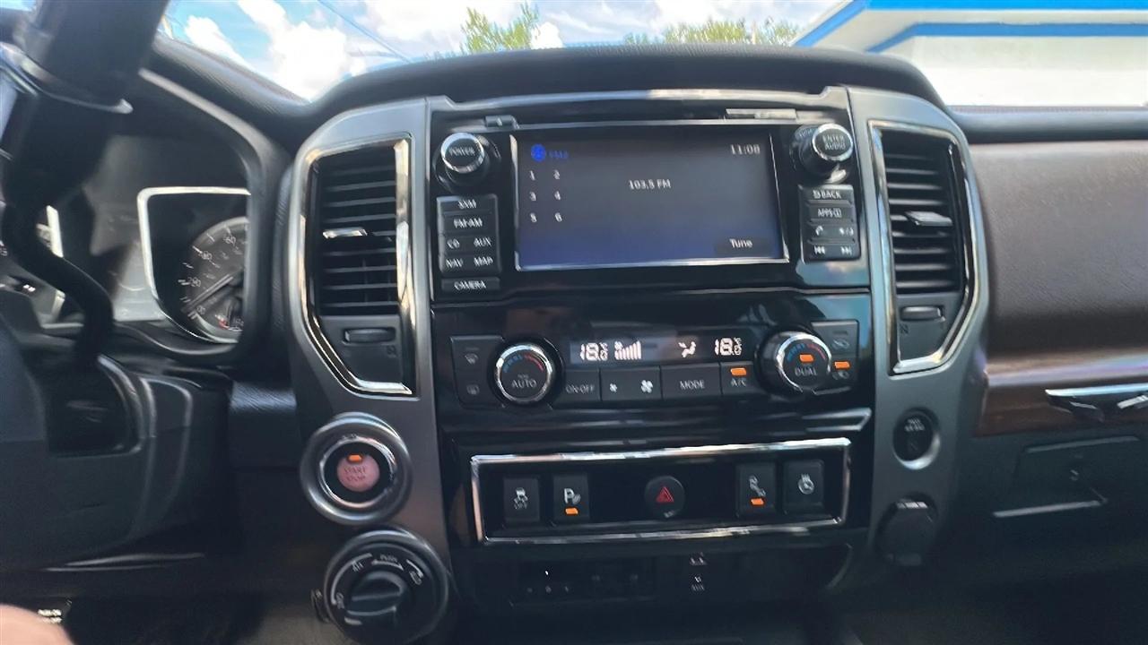 Nissan Titan  2017