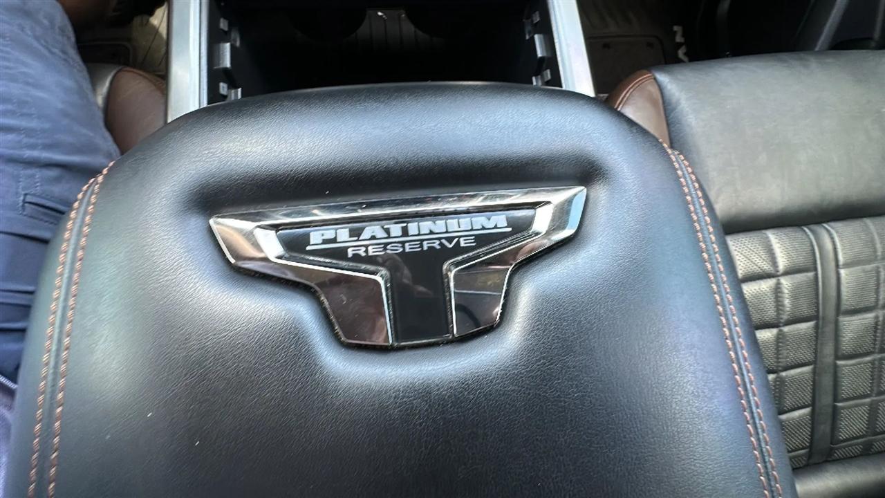 Nissan Titan  2017