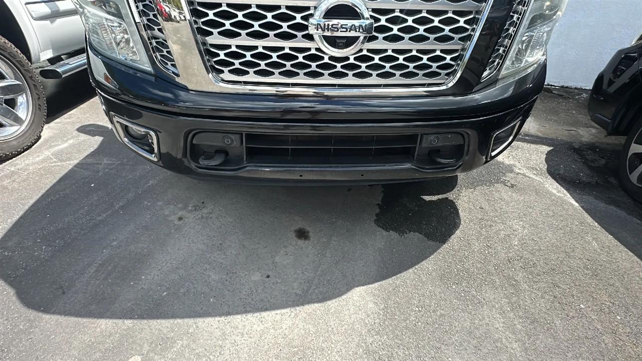 Nissan Titan  2017