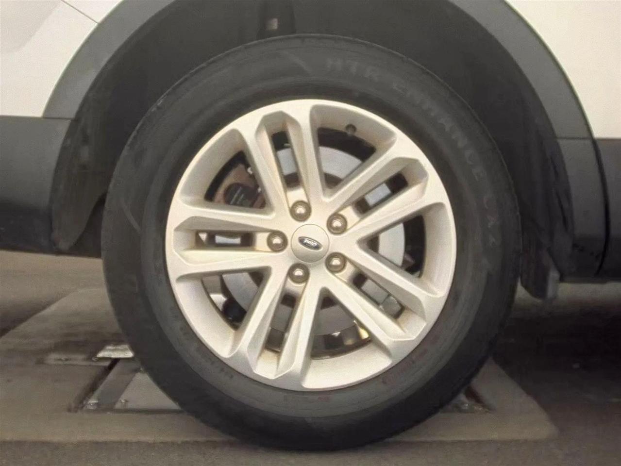 Ford Explorer  2015