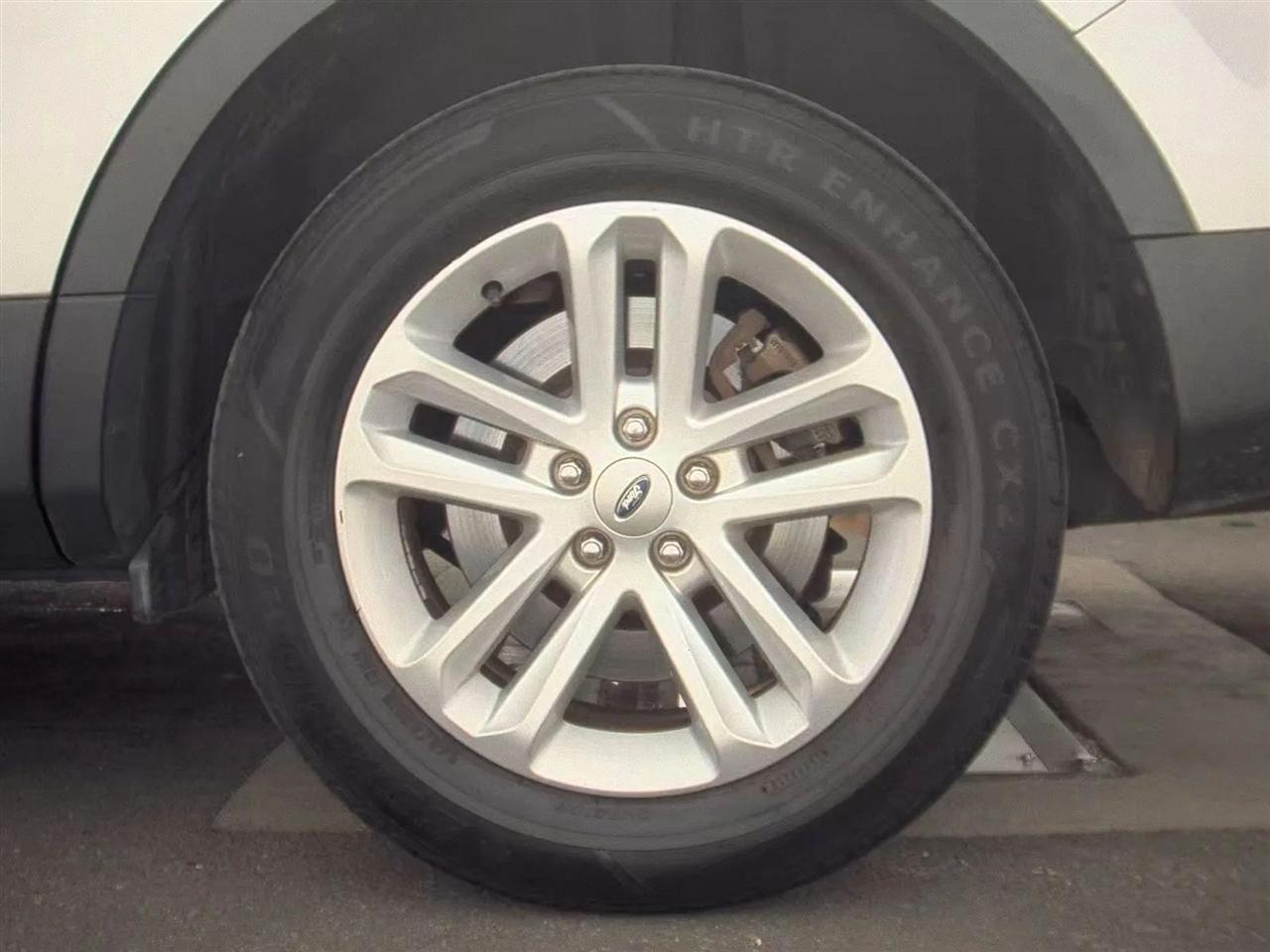 Ford Explorer  2015