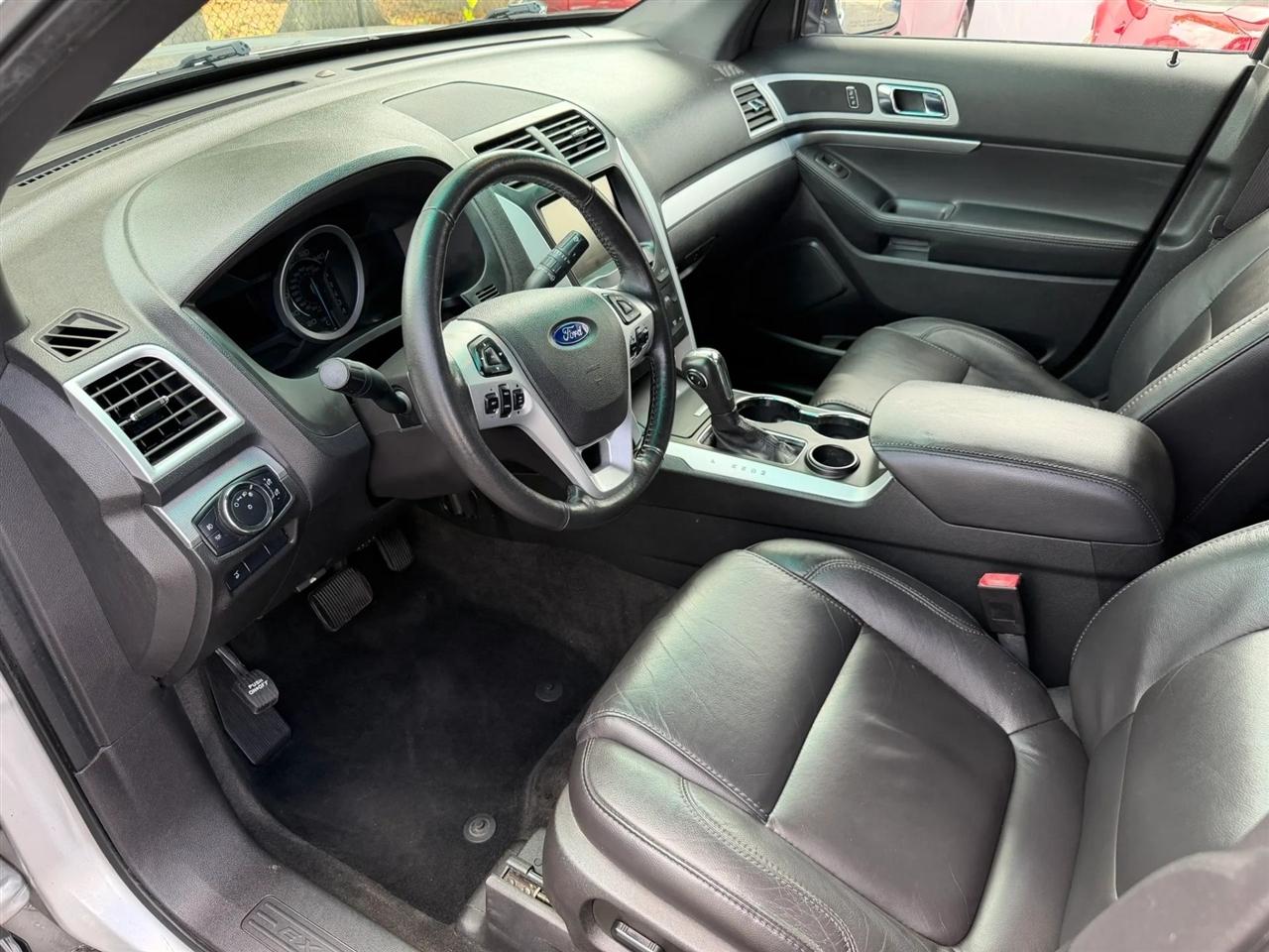 Ford Explorer  2015