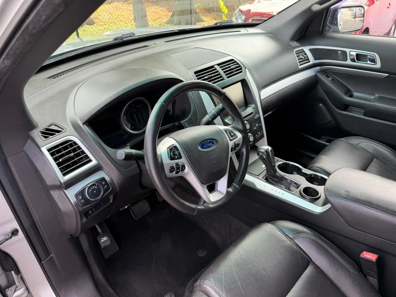 Ford Explorer  2015