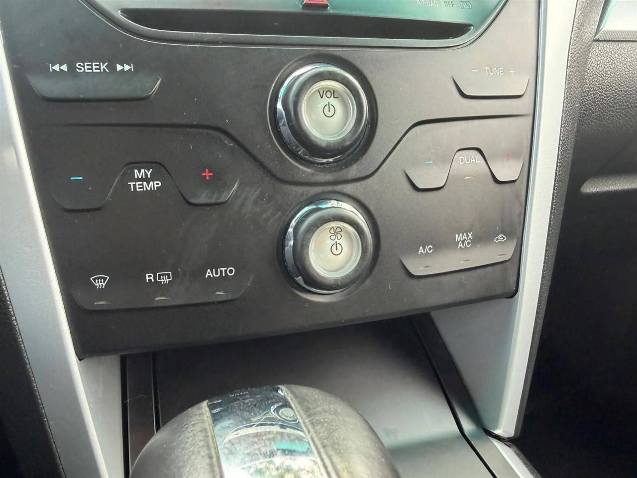 Ford Explorer  2015