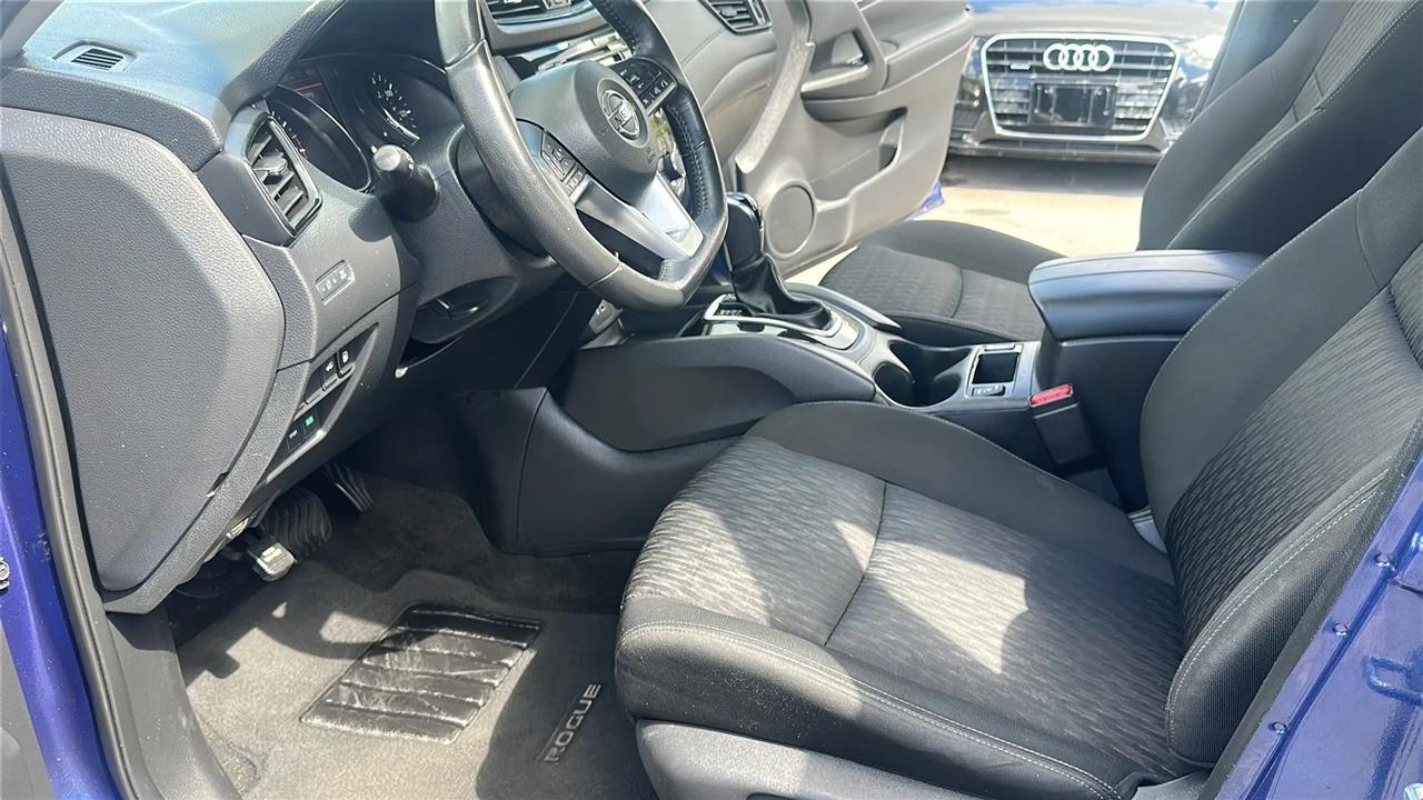 Nissan Rogue  2018