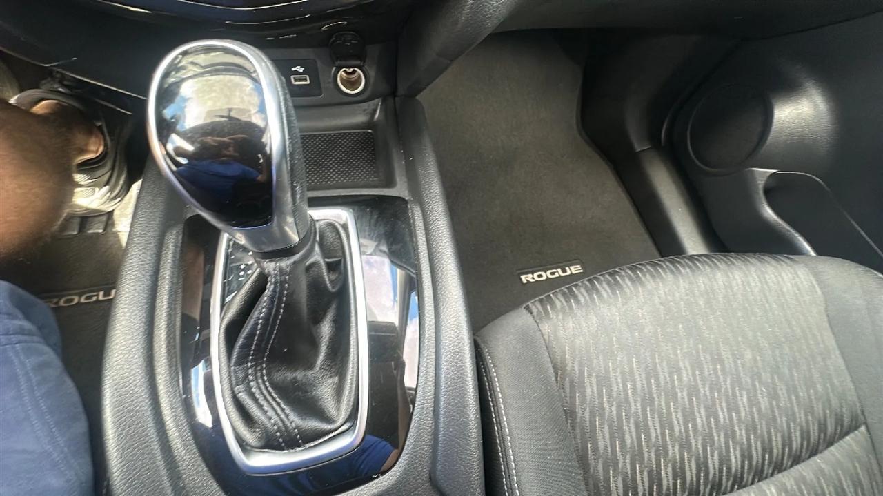 Nissan Rogue  2018