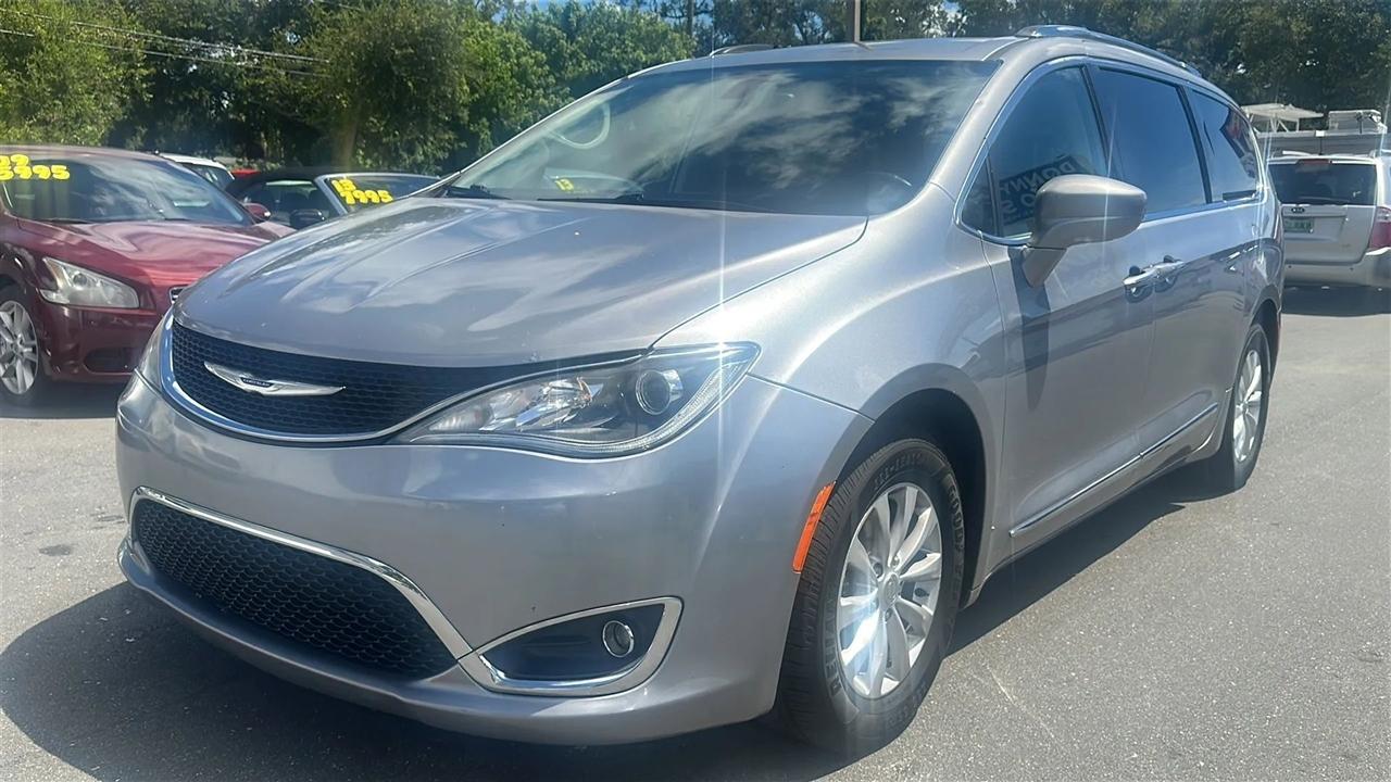 Chrysler Pacifica  2019