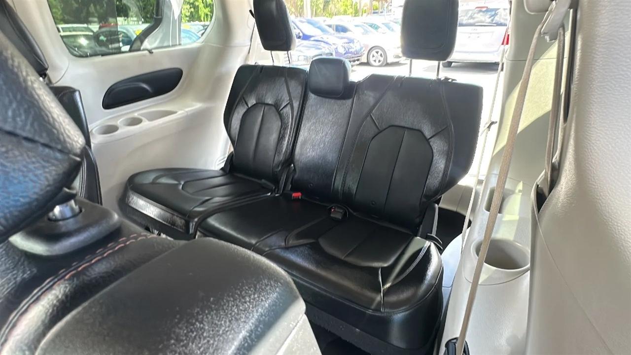 Chrysler Pacifica  2019