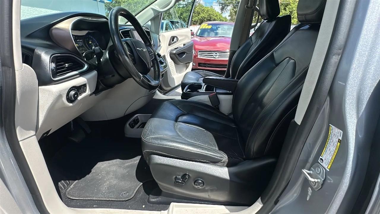 Chrysler Pacifica  2019