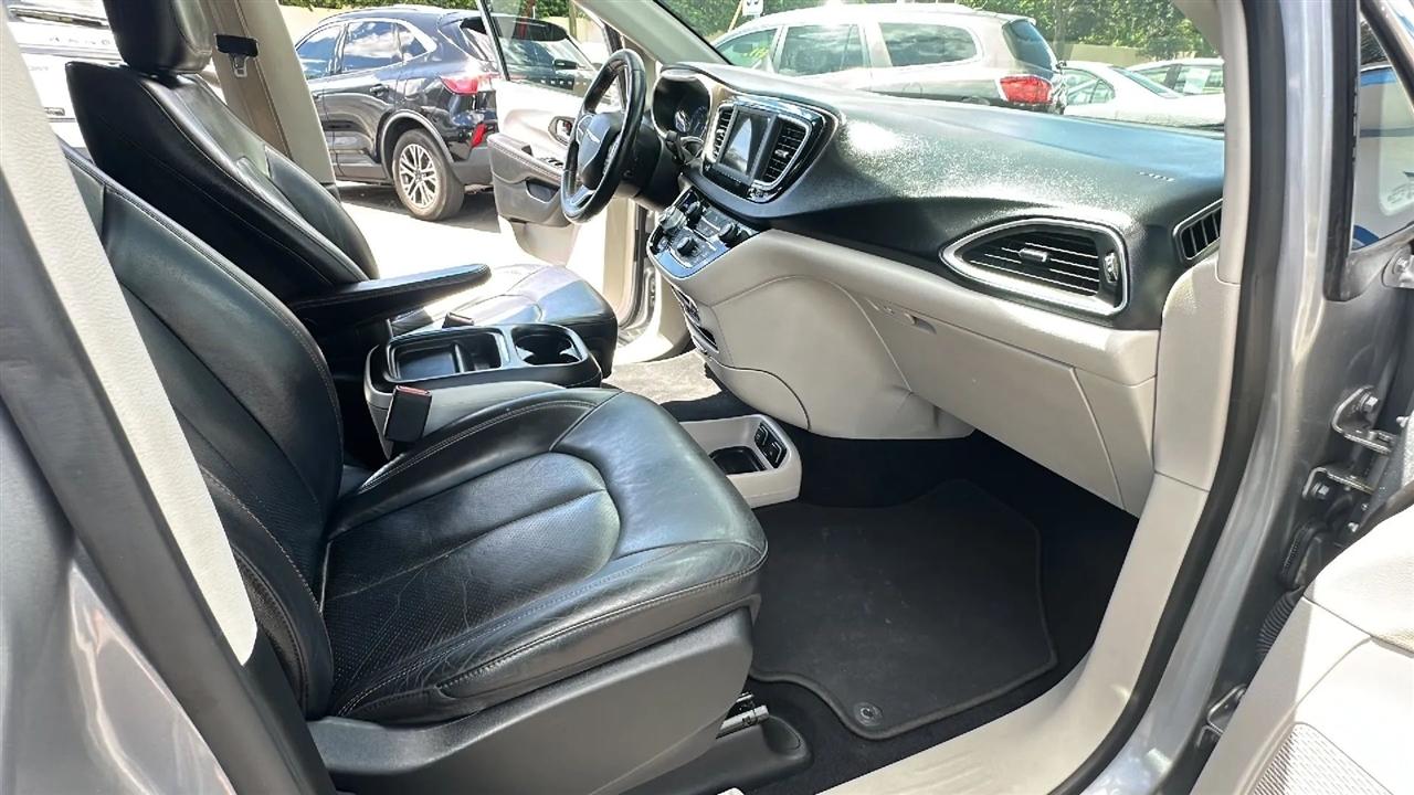 Chrysler Pacifica  2019