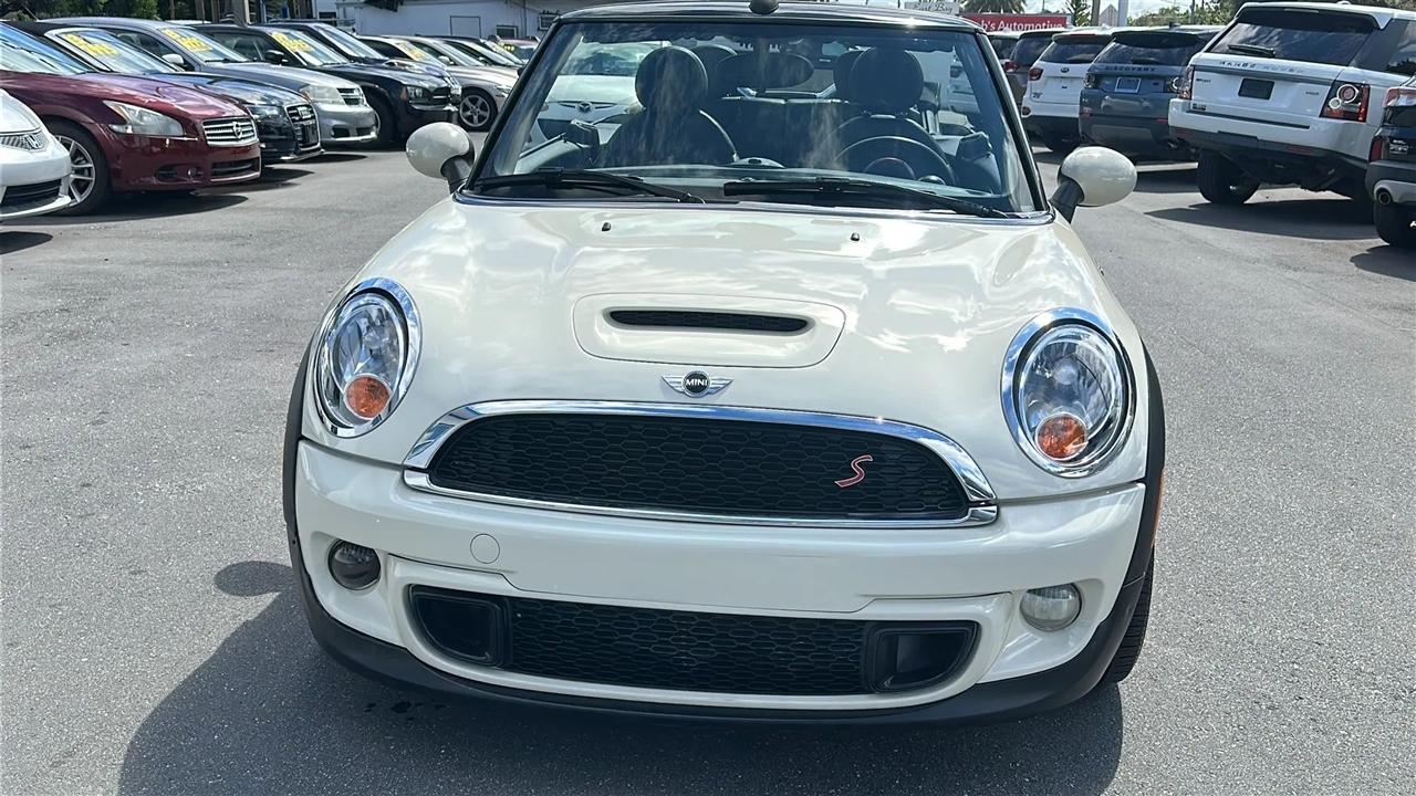 MINI Cooper Convertible  2014