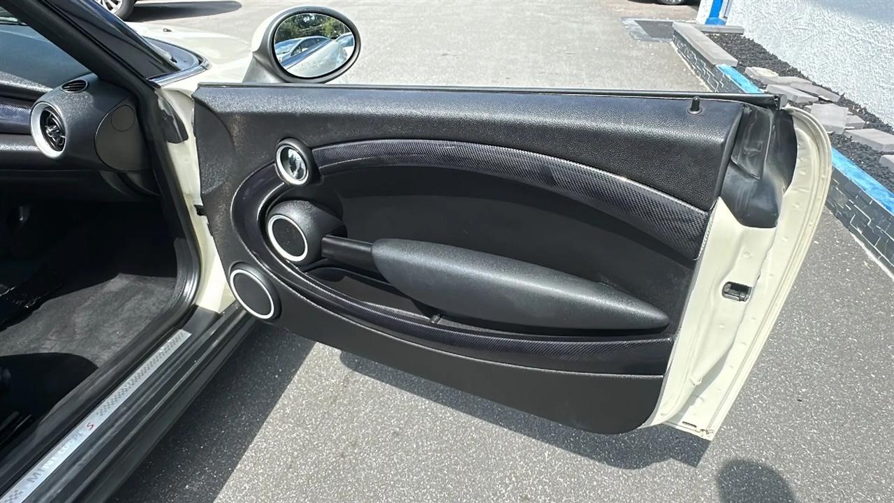 MINI Cooper Convertible  2014