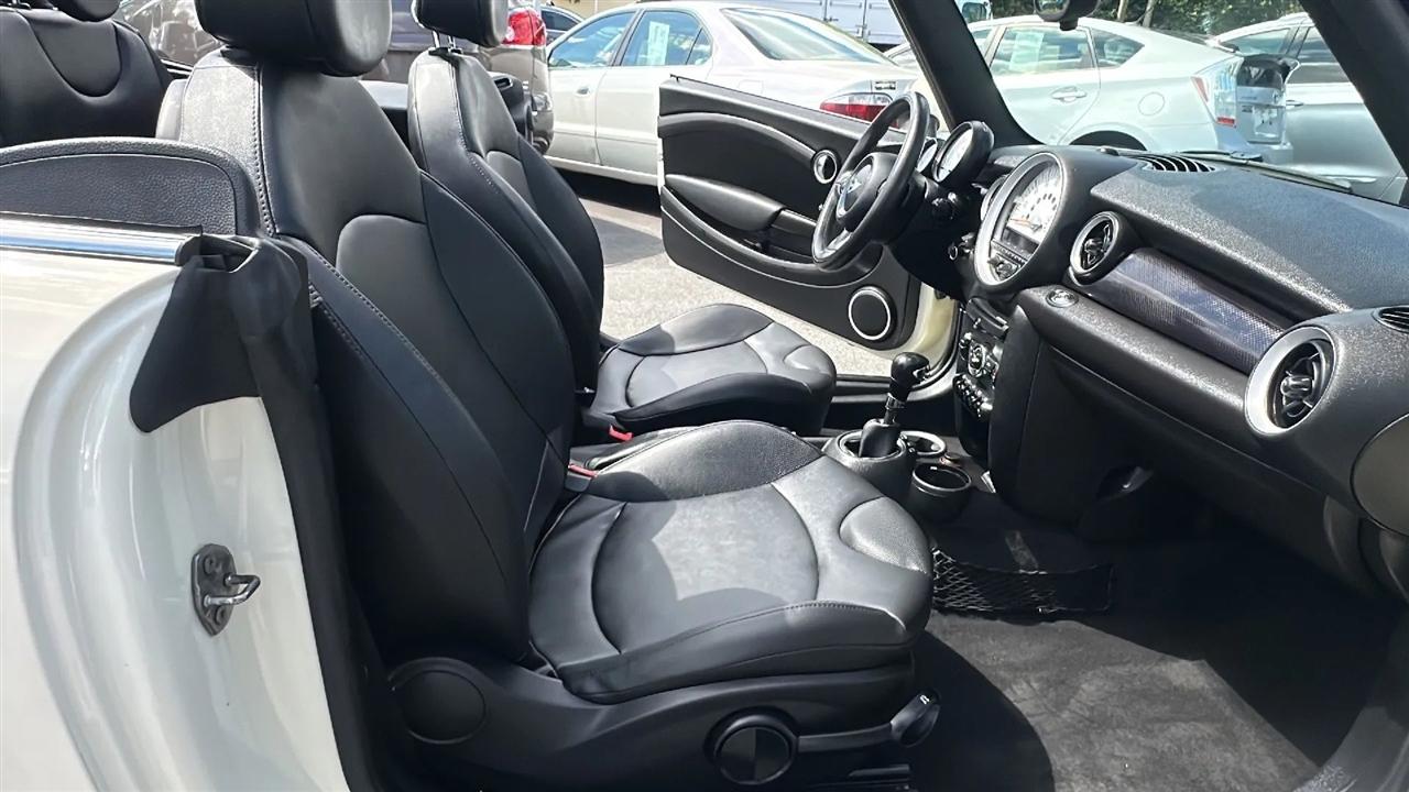 MINI Cooper Convertible  2014
