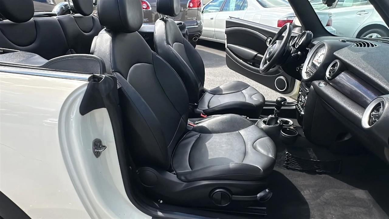 MINI Cooper Convertible  2014