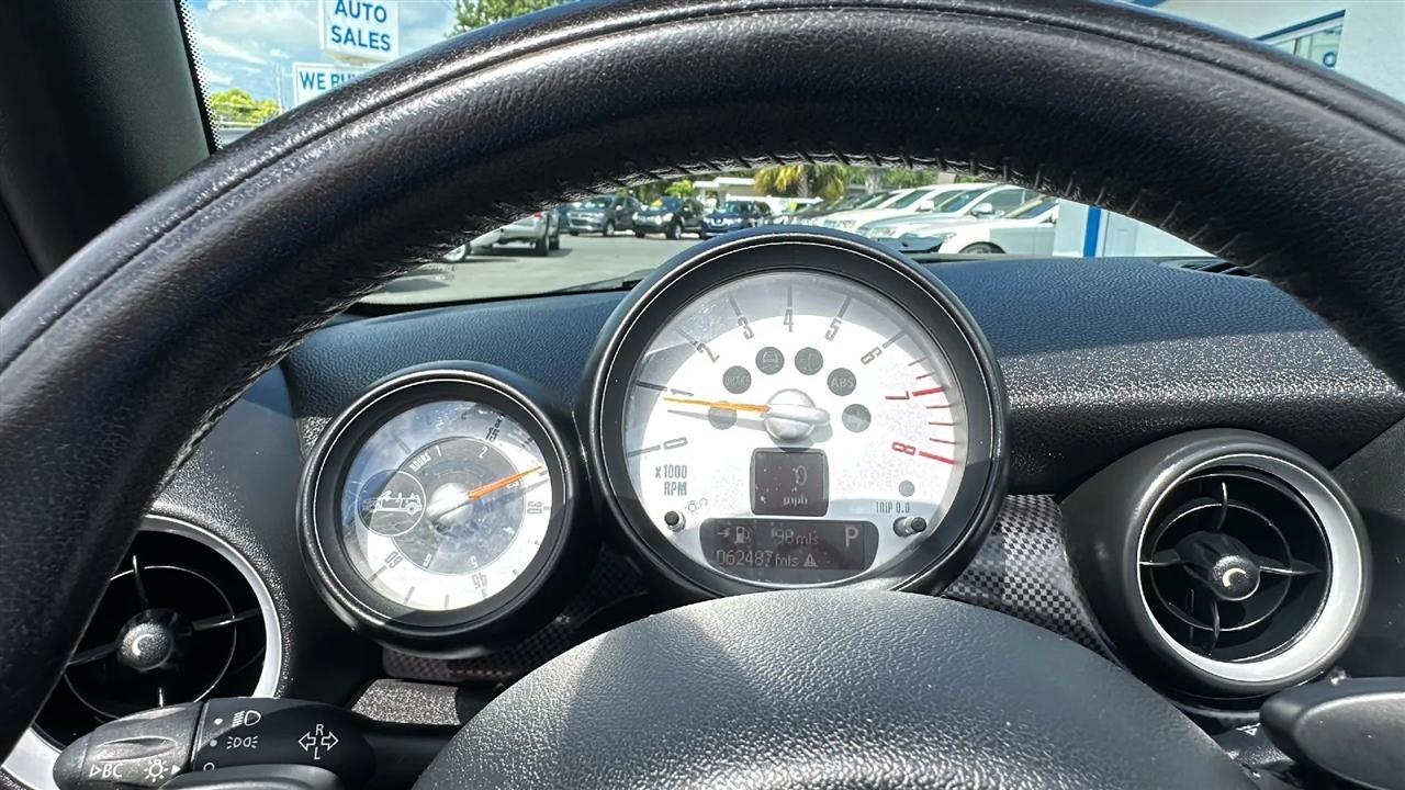MINI Cooper Convertible  2014