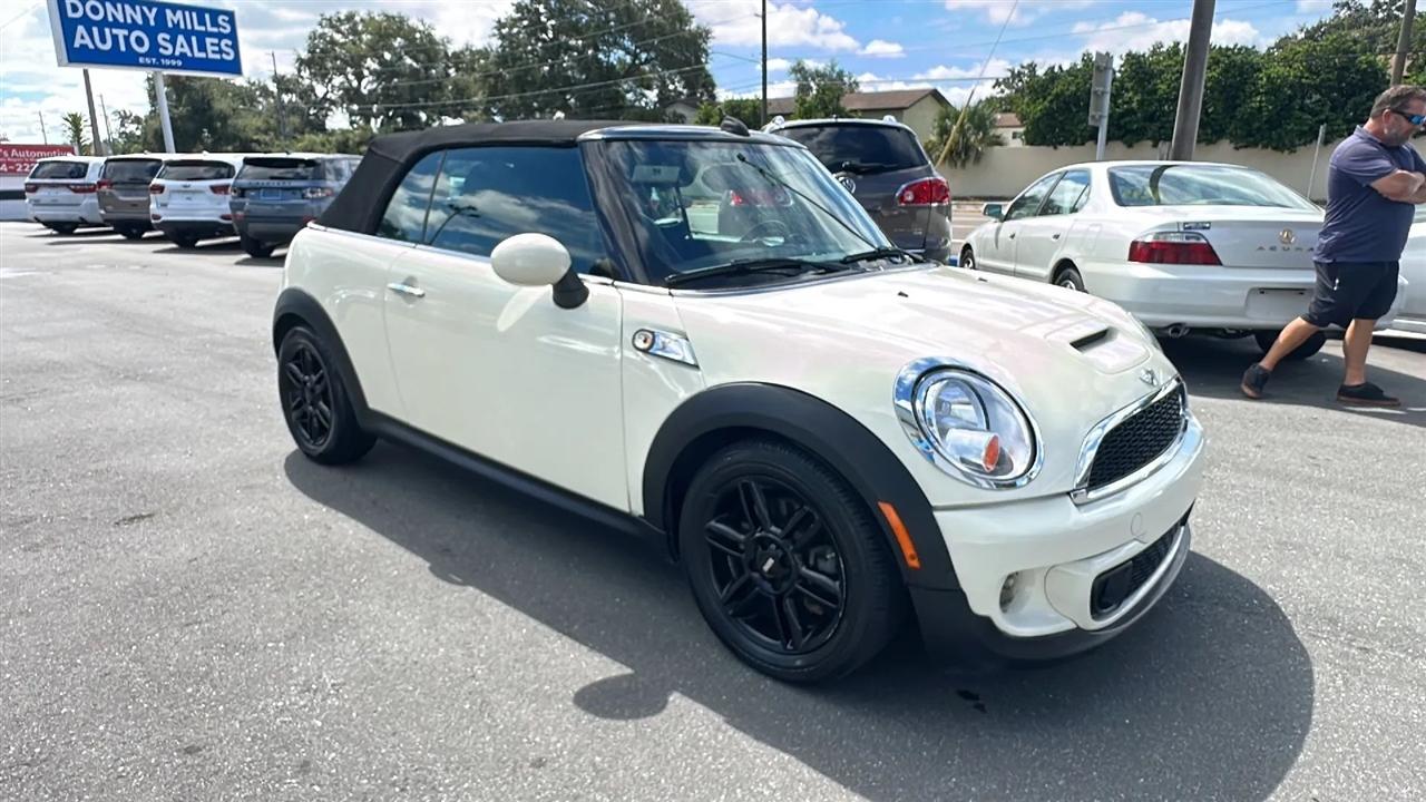 MINI Cooper Convertible  2014