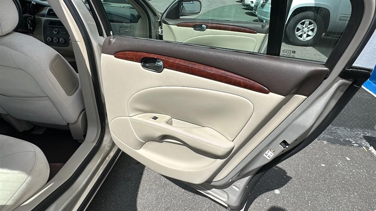 Buick Lucerne  2007