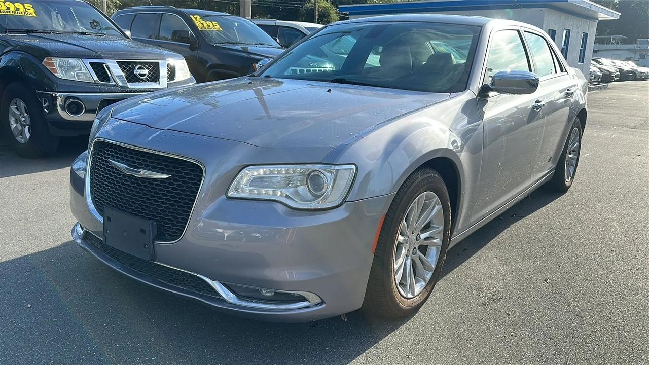 Chrysler 300  2015