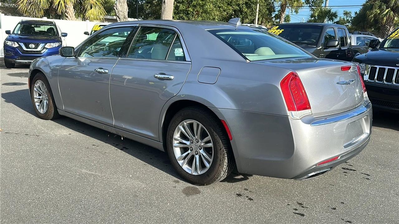 Chrysler 300  2015