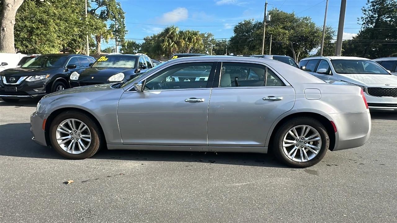Chrysler 300  2015