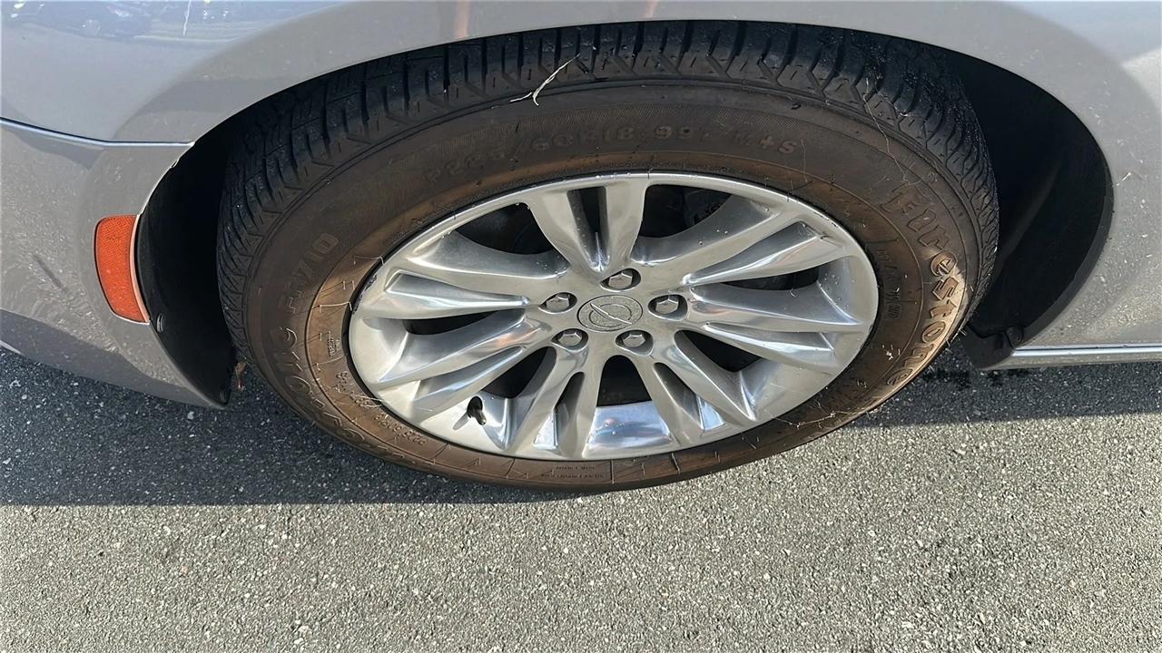 Chrysler 300  2015