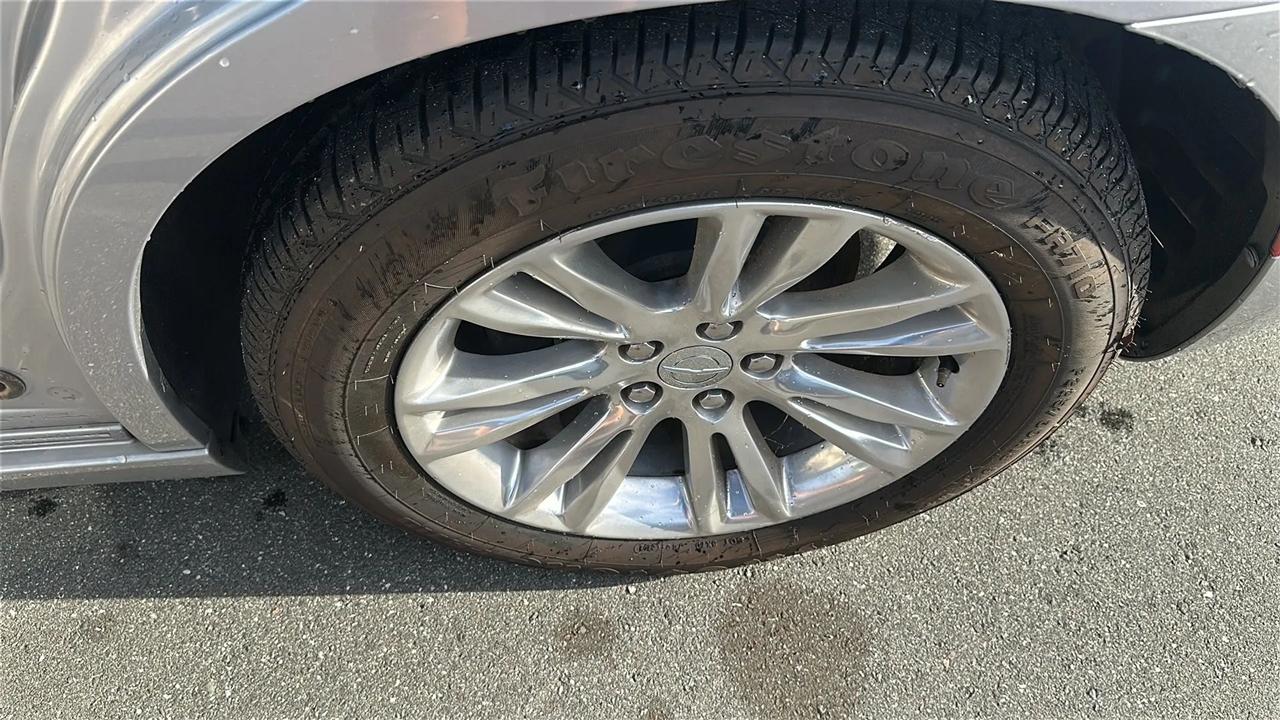 Chrysler 300  2015