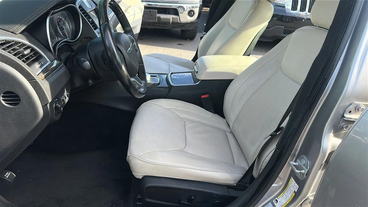Chrysler 300  2015