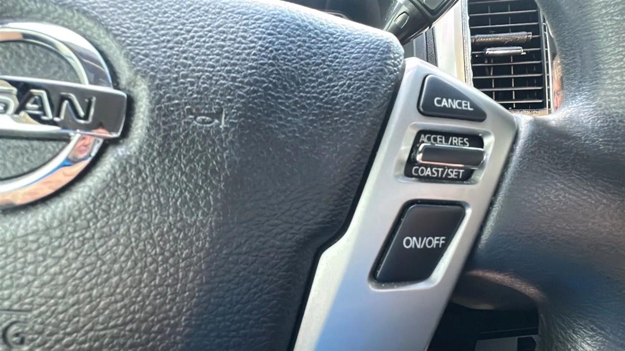 Nissan Titan  2017