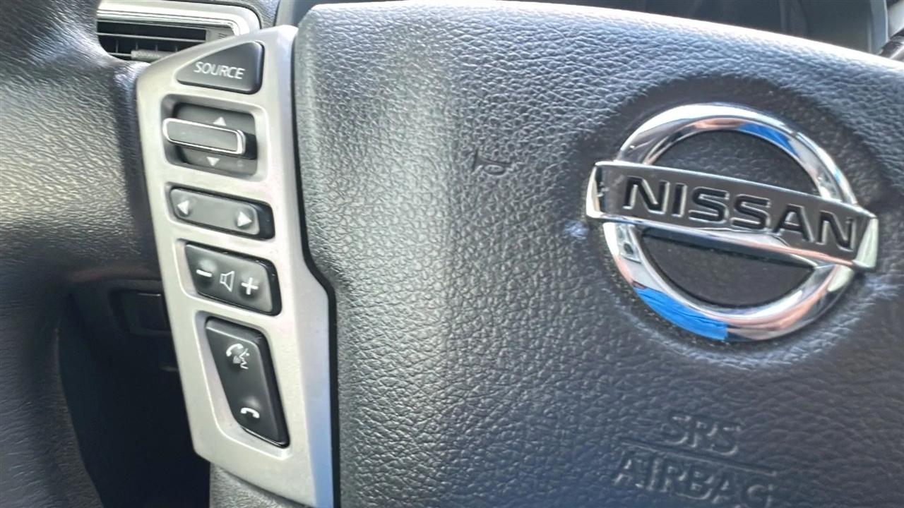Nissan Titan  2017