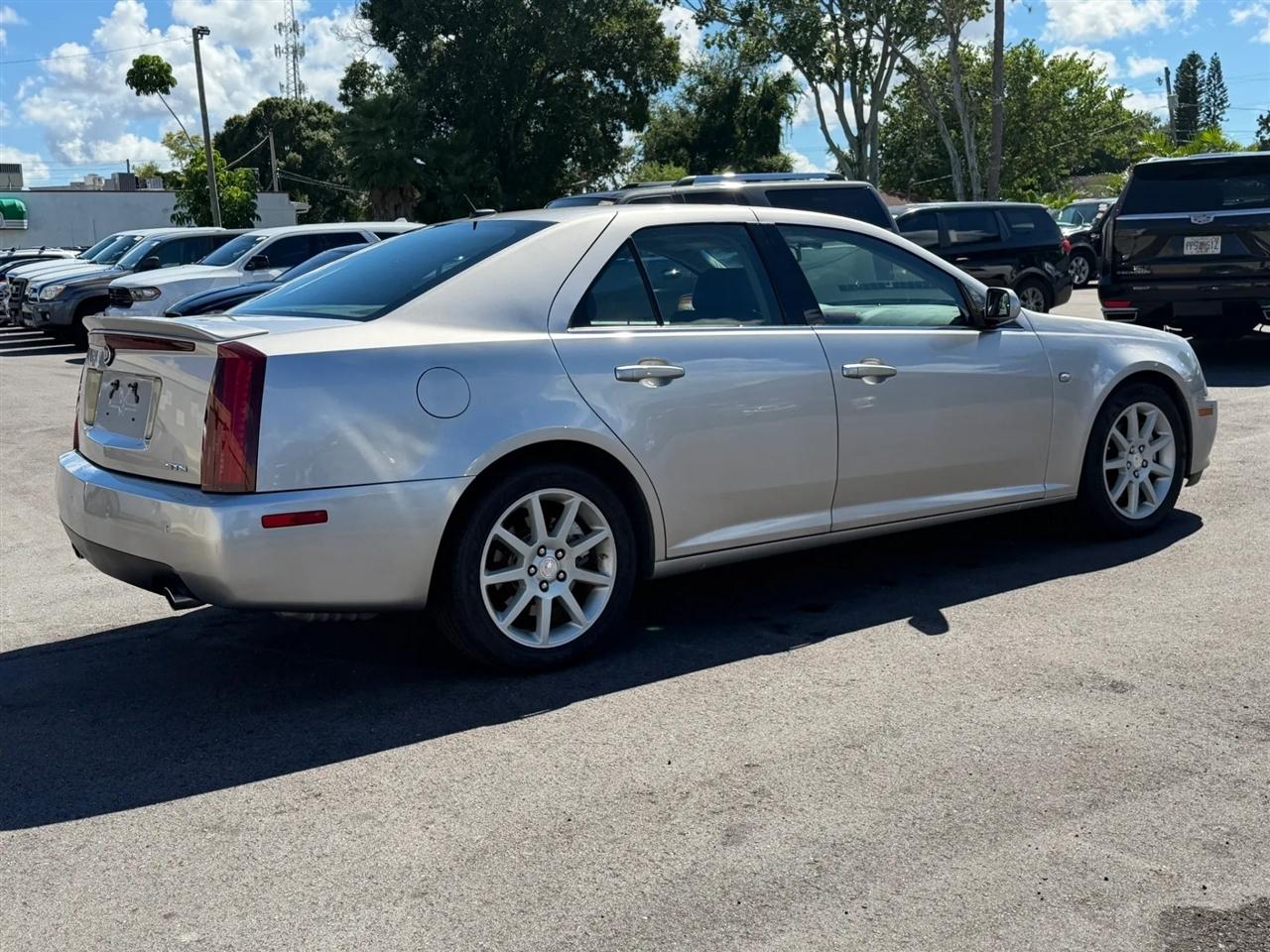 Cadillac STS  2007