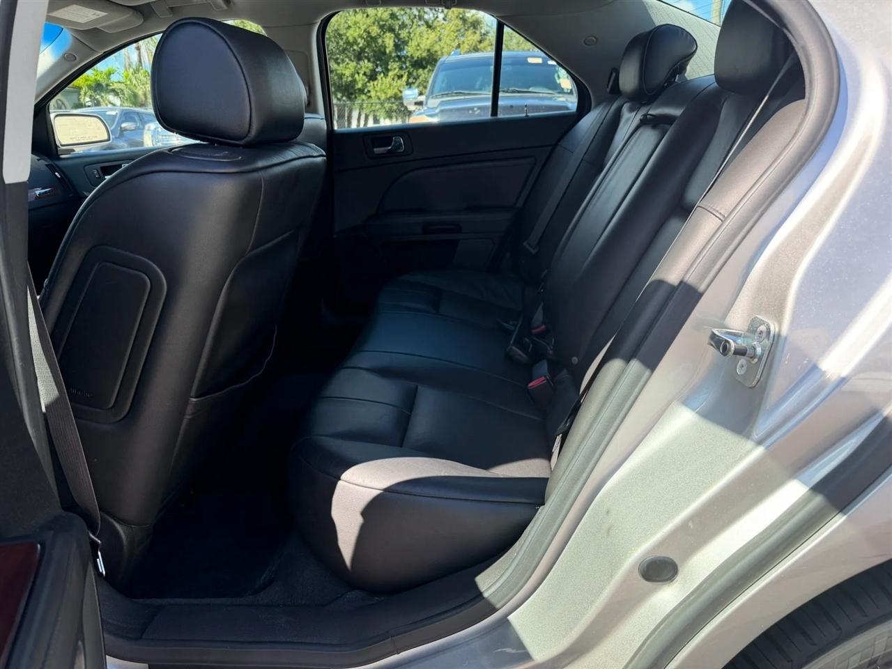 Cadillac STS  2007