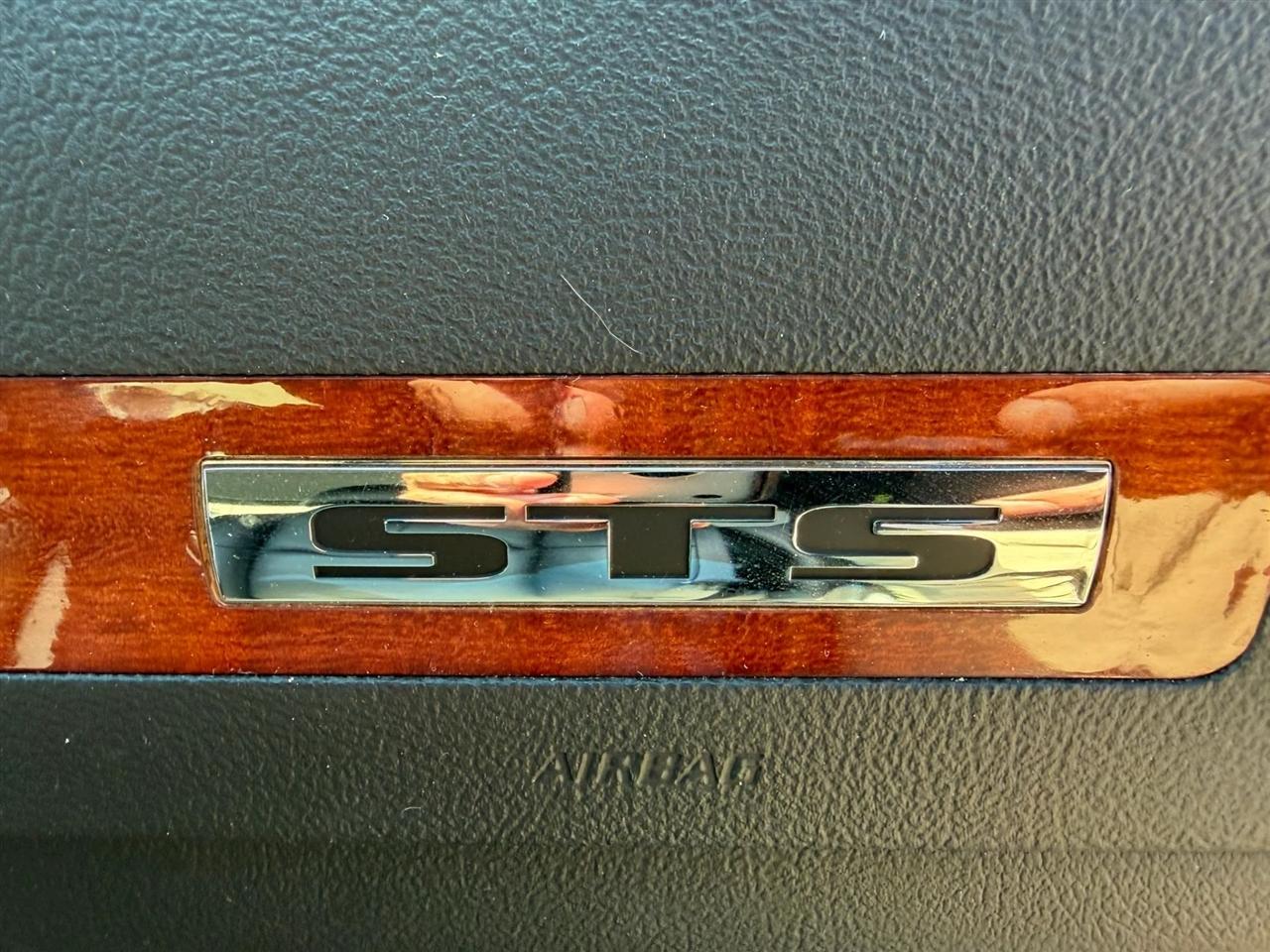 Cadillac STS  2007