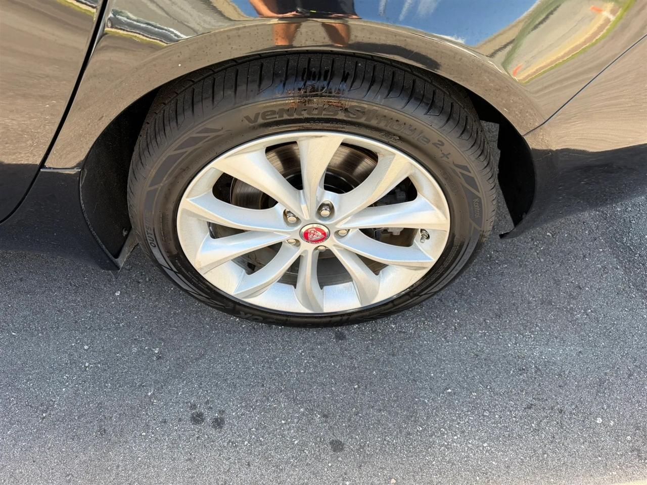 Jaguar XF  2018
