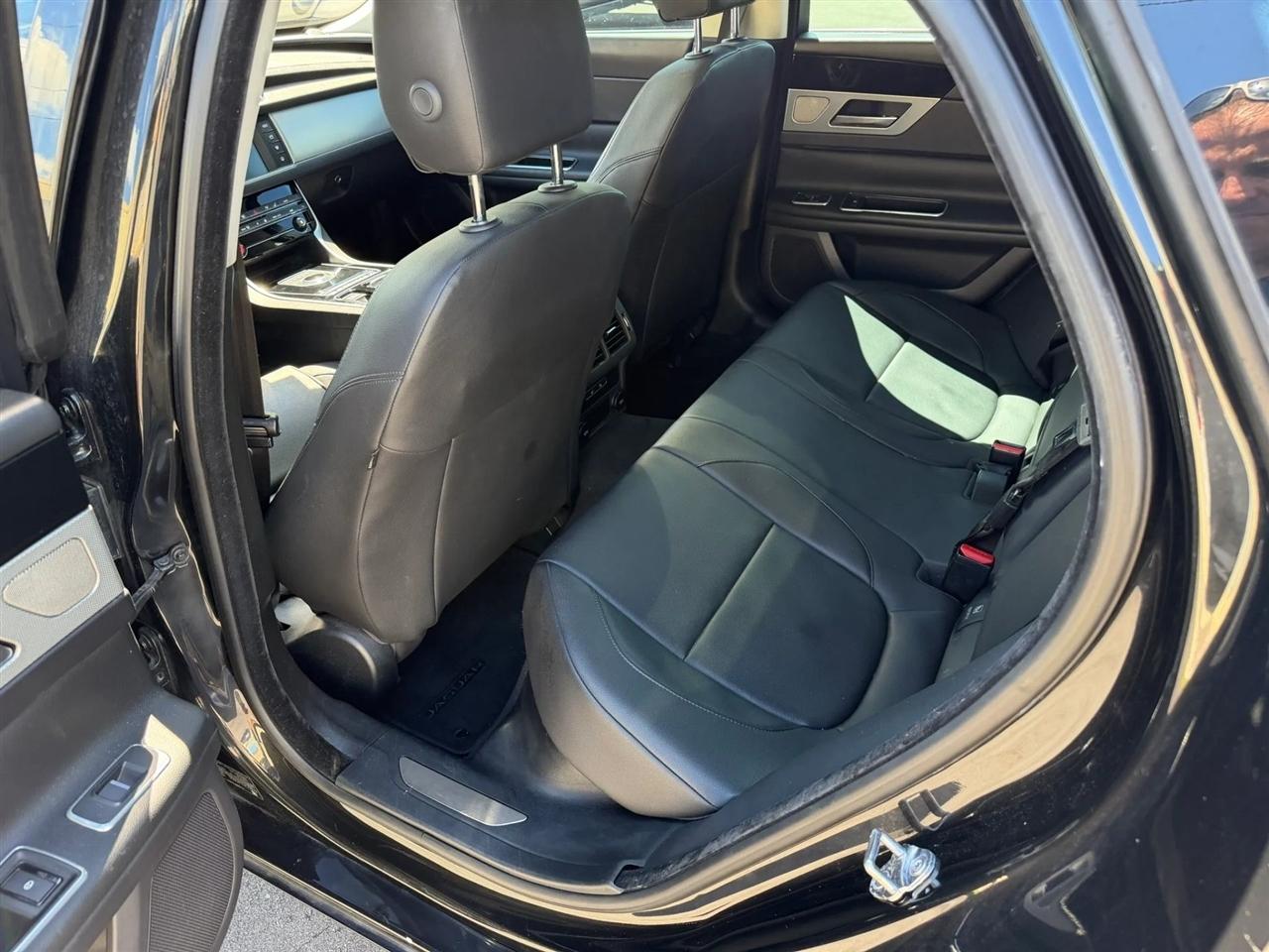 Jaguar XF  2018