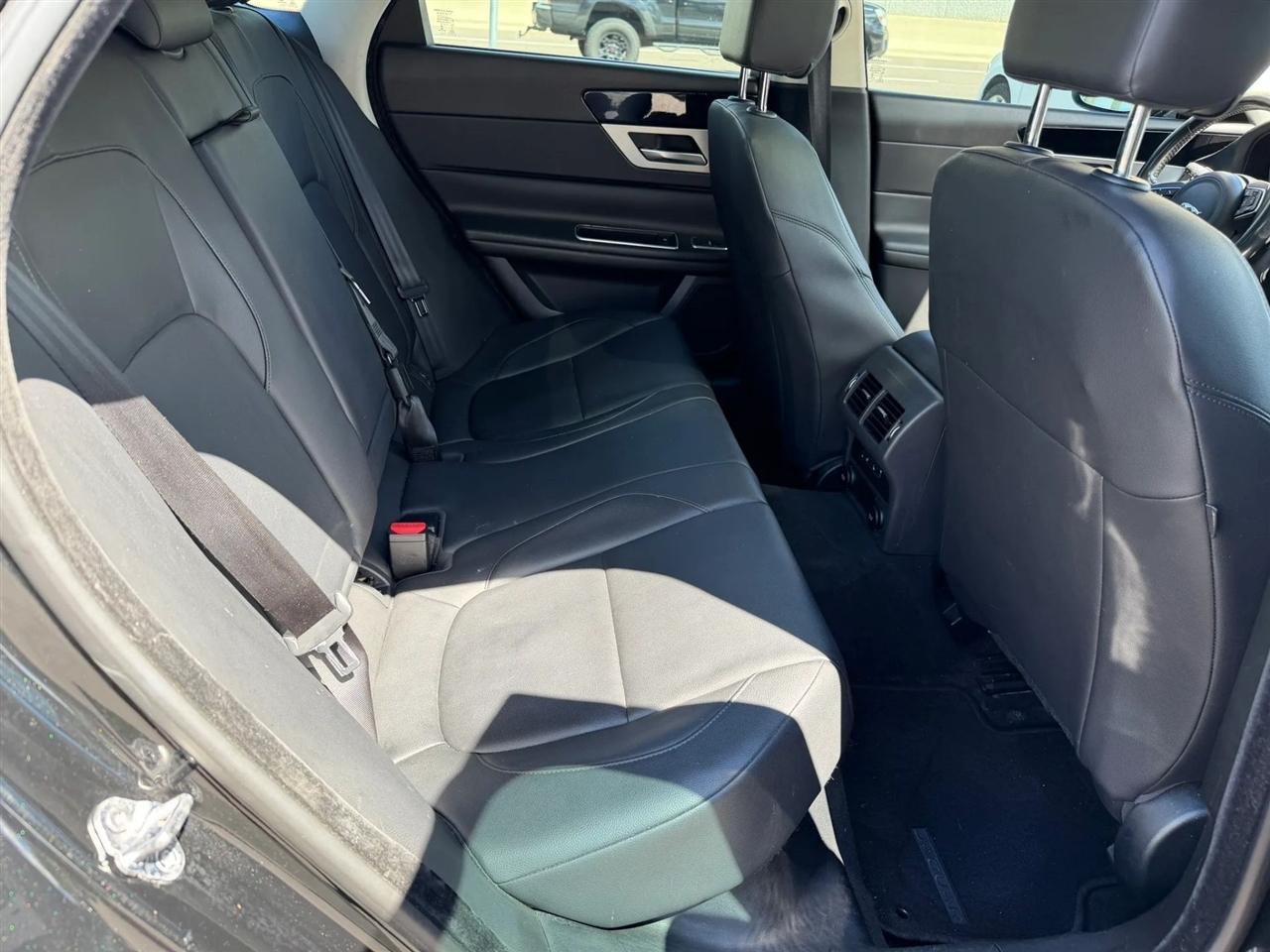 Jaguar XF  2018