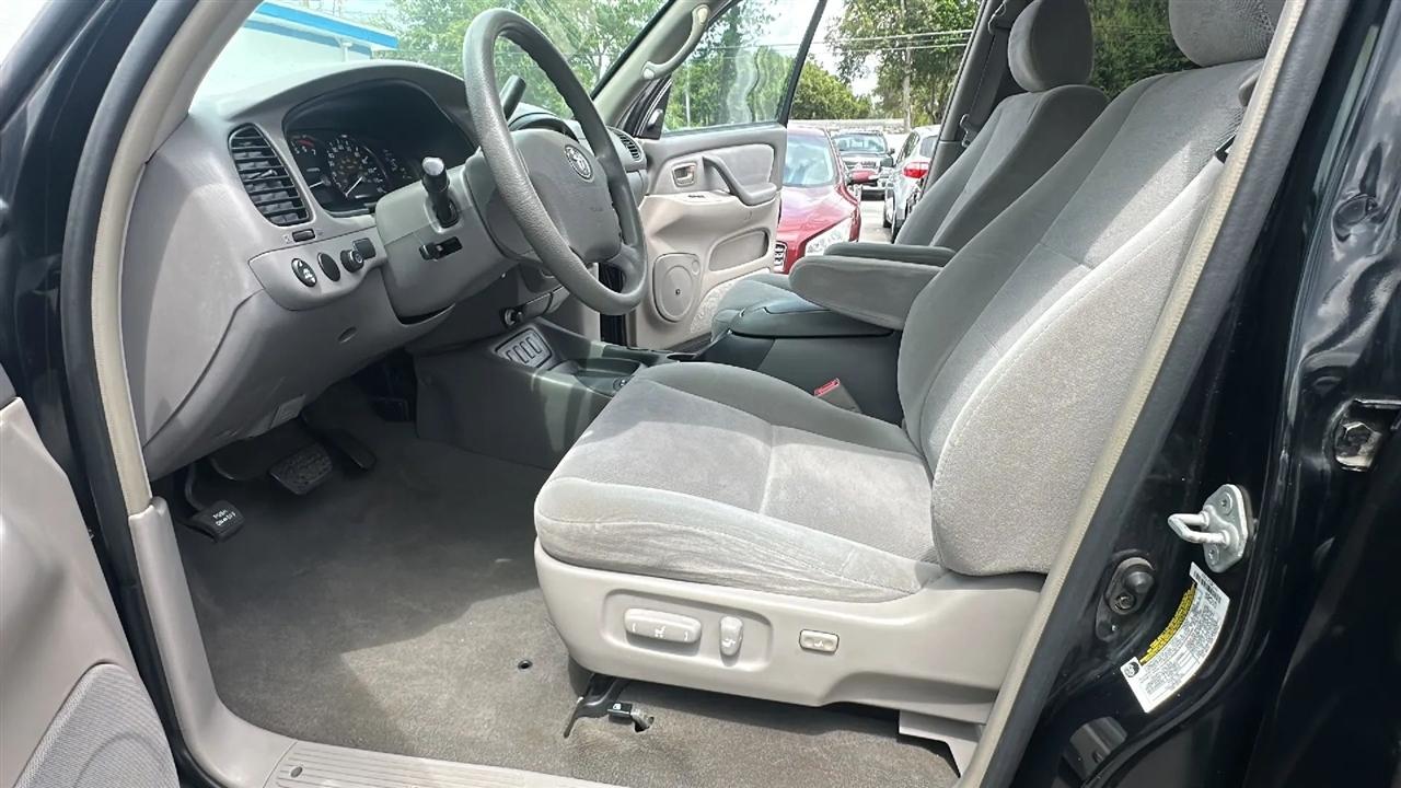 Toyota Sequoia  2006