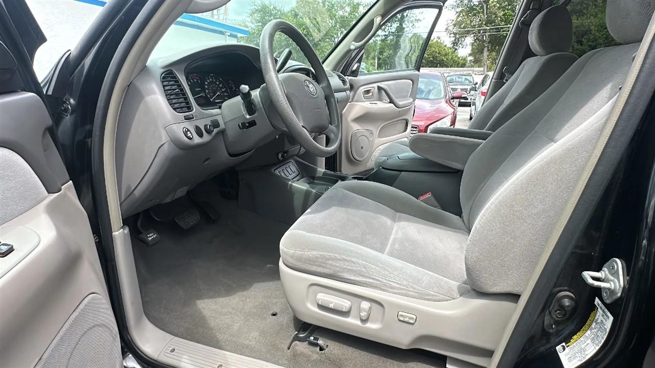 Toyota Sequoia  2006